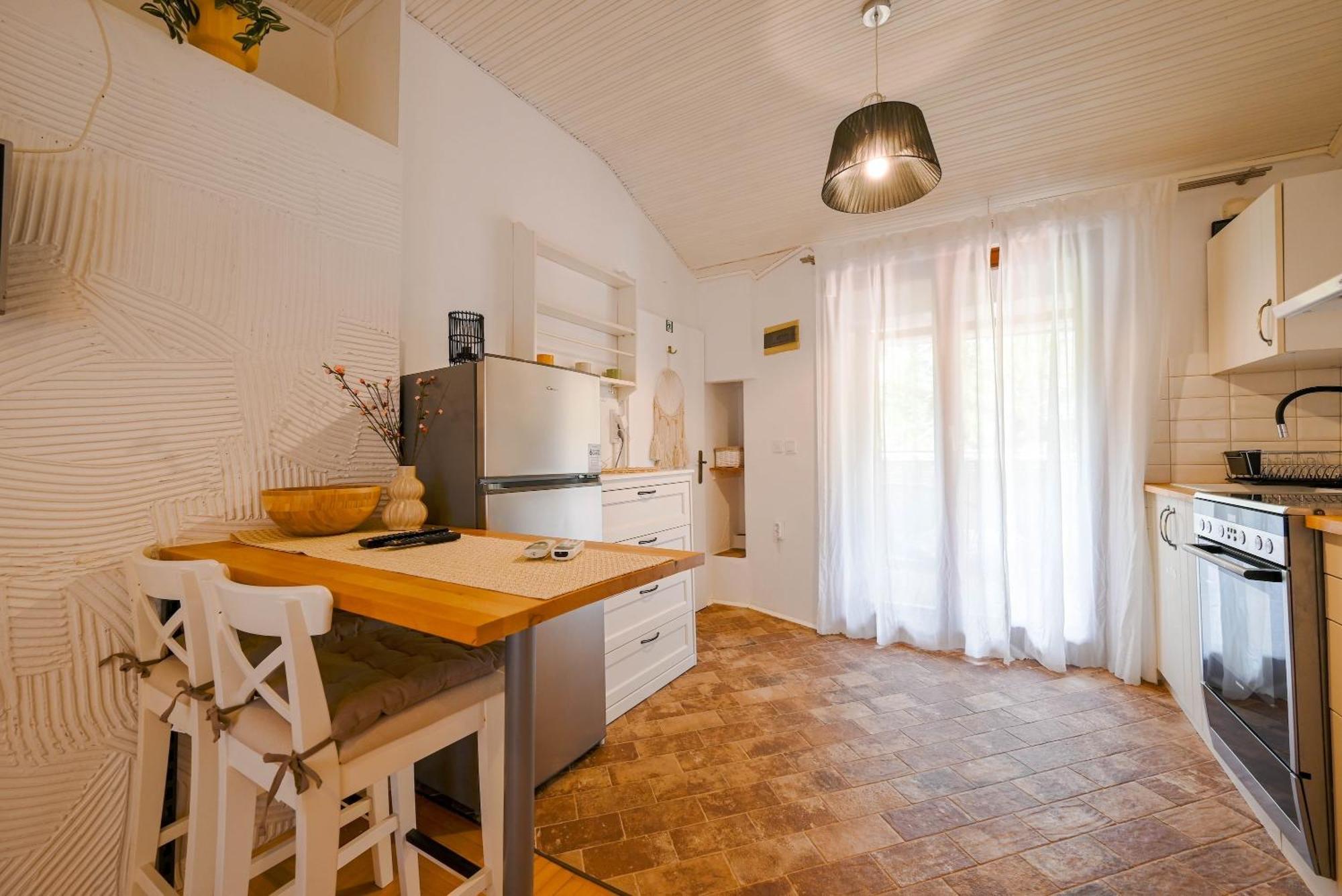 Ferri Apartment *