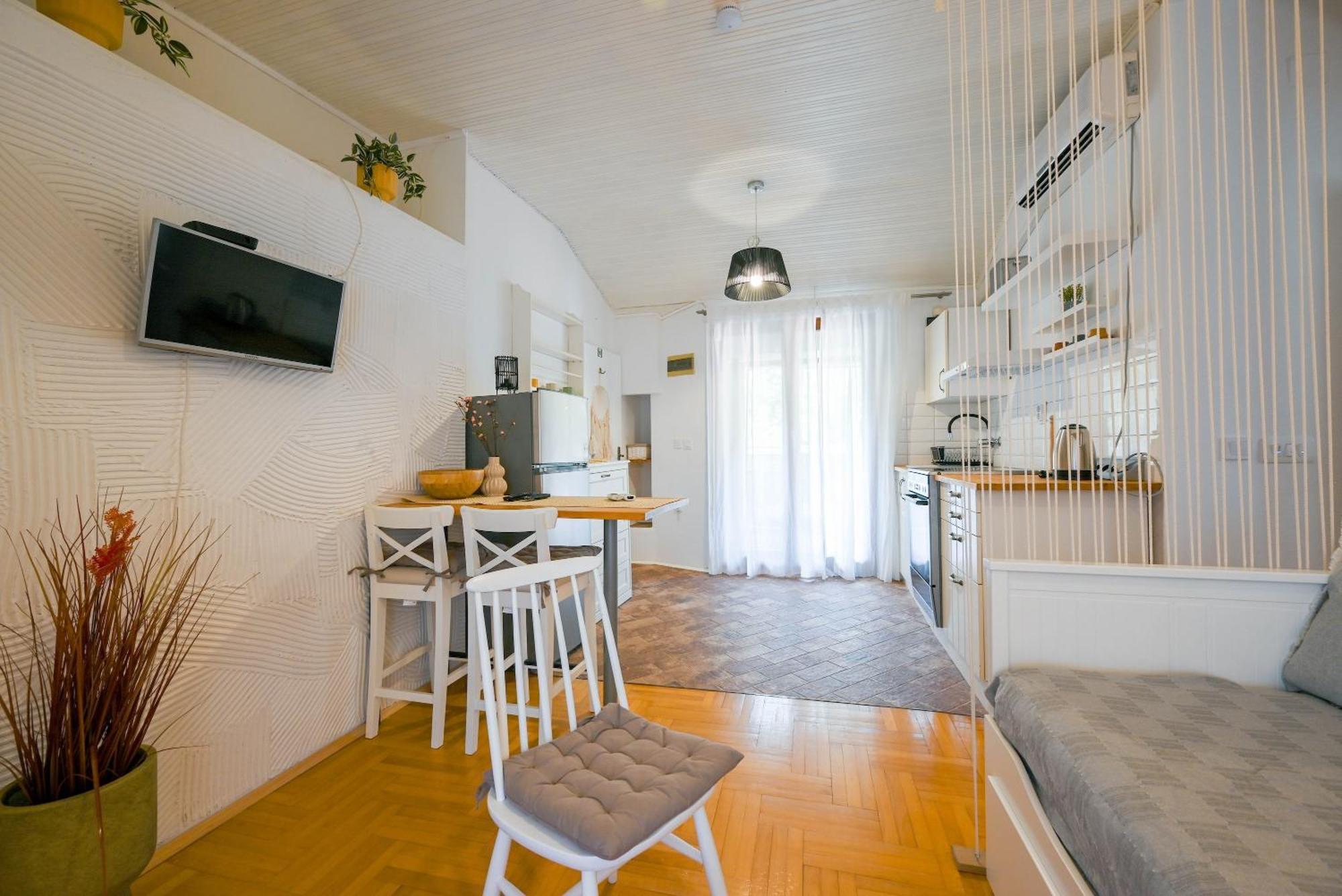 Ferri Apartment *